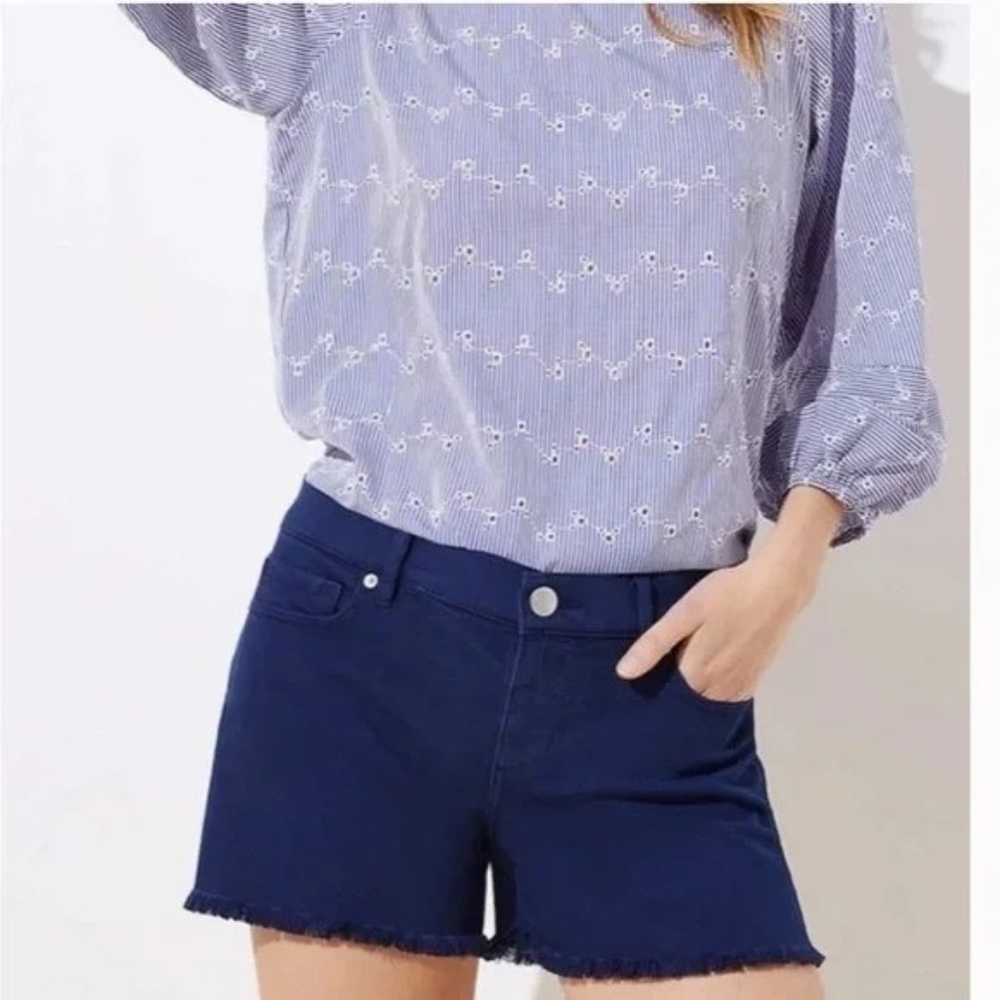 Loft Navy Blue Cutoff Mid Rise Shorts, Size 29/8